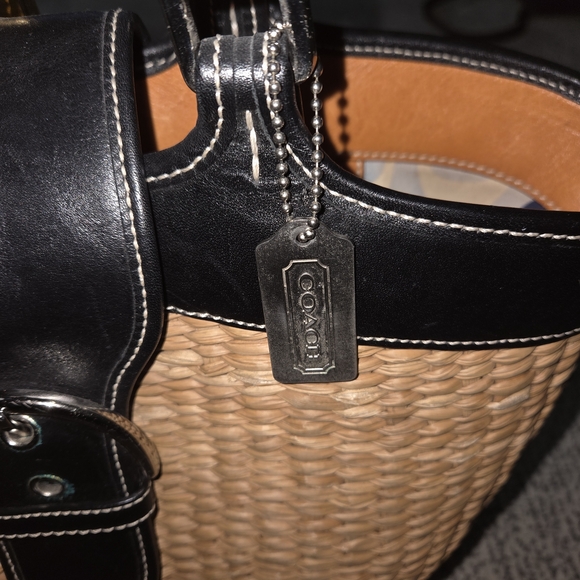 Coach Vintage Woven Tote with Black ather T - Picture 5 of 8